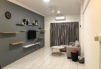 Red Dust Inn Homestay              has Balcony rooms