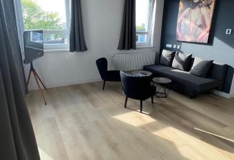 My Apartment im Bremer Viertel has Balcony rooms