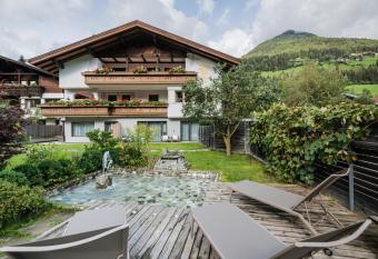 myLoisl Apartments has Balcony rooms