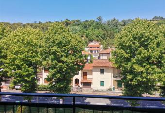 Appartamento Scarperia San Piero a Sieve has Balcony rooms