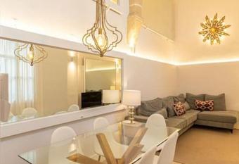 La Casa de los Arcos - Casco Hist  rico - Parking opcional has Balcony rooms