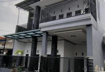 Villa Allzahra has Balcony rooms