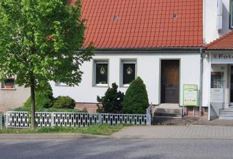 Ferienhaus Dani allows 18 year olds to book a room