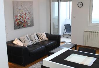 Vanja   s place allows 18 year olds to book a room