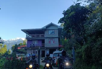 Wind Valley Homestay has Balcony rooms