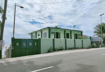 Cebu Beach House in Catmon has Balcony rooms