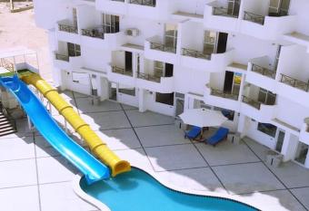 Resort pool view next to El Gouna P19 allows 18 year olds to book a room