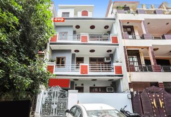 Hotel Madhav Palace has Smoking rooms