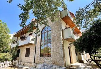 Stone Villa Shengjin has Balcony rooms