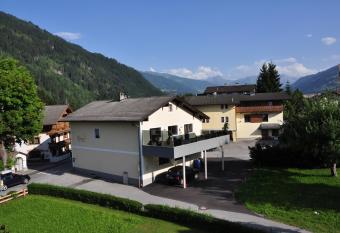 Apart Ehstandhof has Balcony rooms