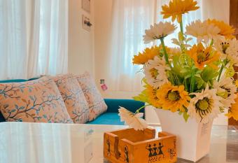 Neo Villas at Vagator junction by Goaround Homes has Balcony rooms