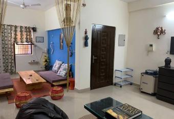 Maya s has Balcony rooms