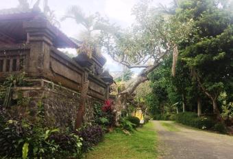 Taman Puri Sangkih has Balcony rooms