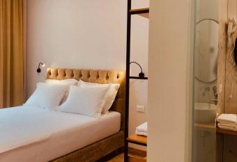 Merly Hotel has Balcony rooms