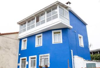 Casa Lires Recarey allows 18 year olds to book a room