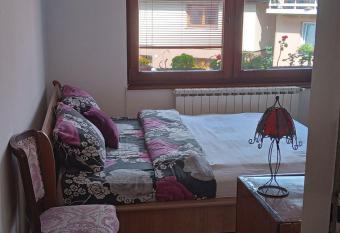 Apartmani Emir has Balcony rooms