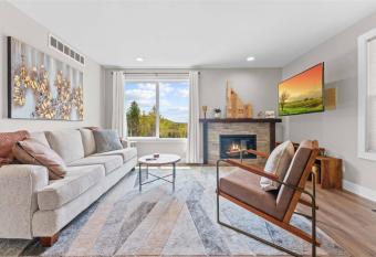 Boise Hills - 602 L has Balcony rooms