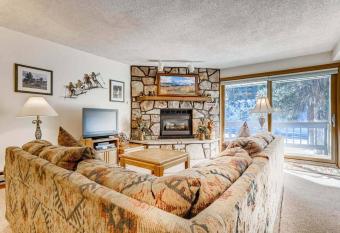 Idyllic Condo with Kitchen & Bath Upgrades, Ideally Located to Explore Downtown AT101 has Balcony rooms