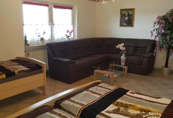 Ferienwohnung Zauberhaft has Balcony rooms