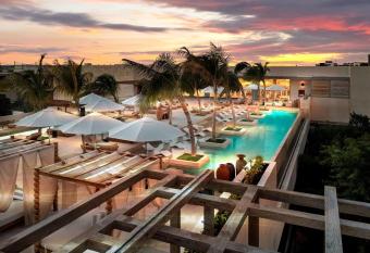 Motto By Hilton Tulum allows 18 year olds to book a room