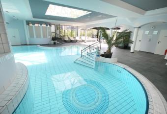 25h SPA-Residenz BEST SLEEP privat Garden & POOLs has Balcony rooms