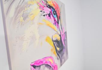 Supremi Boutique by C allows 18 year olds to book a room