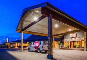 Best Western Plus Nor'Wester Hotel & Conference Centre allows 18 year olds to book a room