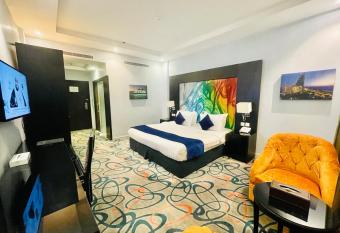 Swiss by Pioneer has Balcony rooms