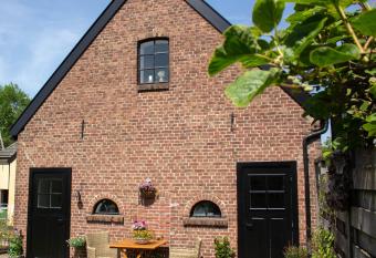 B&B de Olde Hilde has Balcony rooms