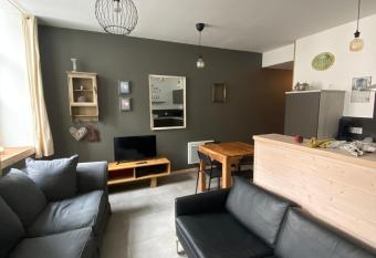 APPARTEMENT neuf au centre ville situ   au rdc avec terrasse has Balcony rooms