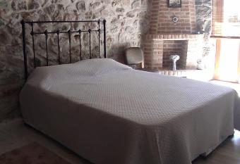 Sacide Han  m konagi allows 18 year olds to book a room