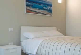 Locanda Patoea allows 18 year olds to book a room