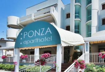 Aparthotel Ponza has Balcony rooms
