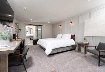 The Nordic Inn allows 18 year olds to book a room