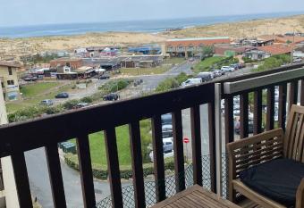 Splendide appartement vue oc  an le Penon has Balcony rooms