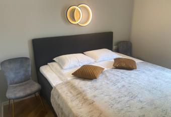 VILLA MEISSNER has Balcony rooms