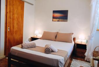 Retro Wooden House Gaios has Balcony rooms