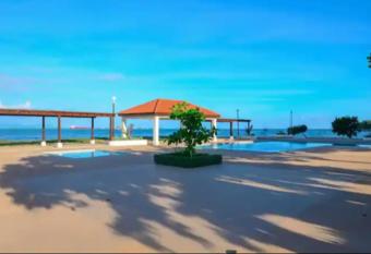 Kesue Prestigious 2bedroom Bellevue Apartment allows 18 year olds to book a room