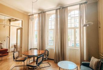 Villa Theatro Heritage Apartments allows 18 year olds to book a room