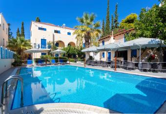 Vanas Apartments has Balcony rooms