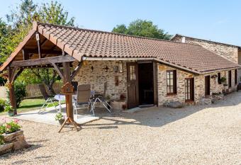 Havre de Paix Gites has Balcony rooms