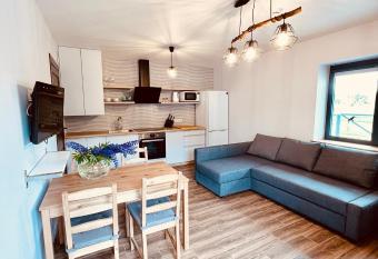 Kur  i   Take allows 18 year olds to book a room