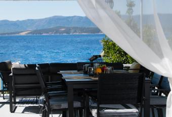 Sea View apartment Maja has Balcony rooms