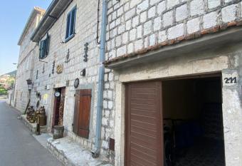 MILAN apartments has Balcony rooms