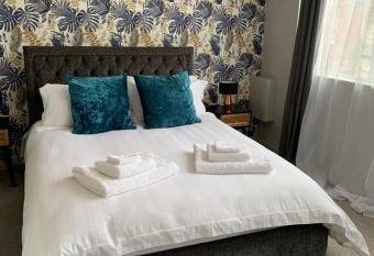 Rooms at The March Hare allows 18 year olds to book a room