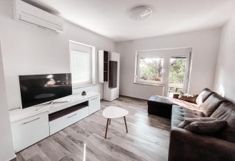 RIAD Apartments Premium allows 18 year olds to book a room