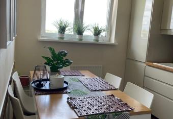 Mieszkanie trzypokojowe has rooms with a private hot tub