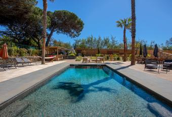 Villa Ryx has Smoking rooms