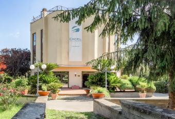 Excel Hotel Roma Ciampino has Balcony rooms