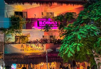 Aruma Art House Hotel Boutique has Balcony rooms